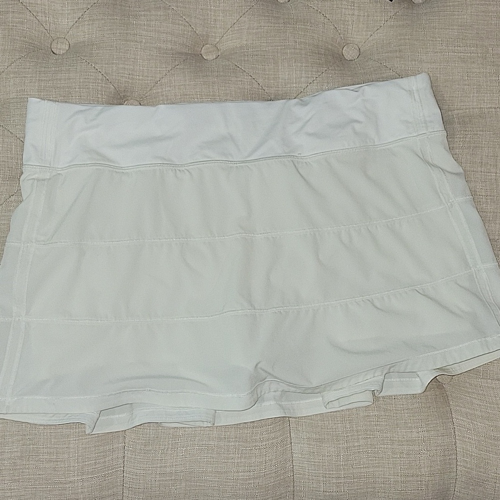 Lululemon skirt Pace Rival Mid-Rise Skirt Lemon Sorbet sz 12 NEW 13"